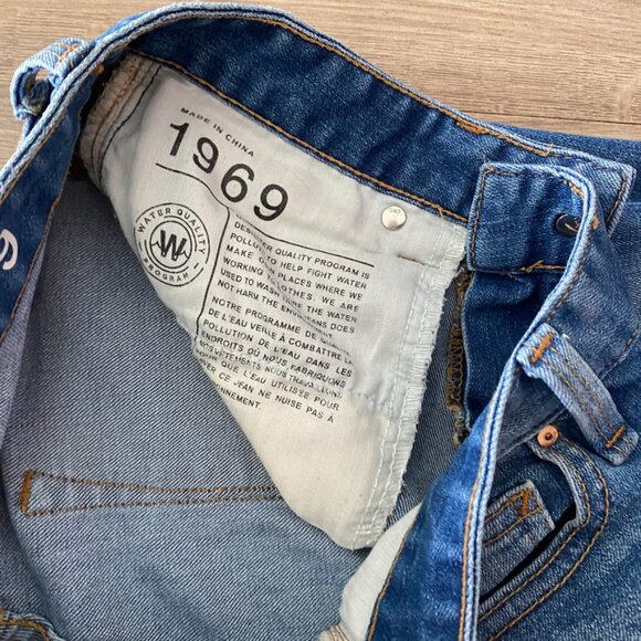 GAP Mid-Blue "Real Straight" Mid-Rise Jeans - Picture 11 of 14